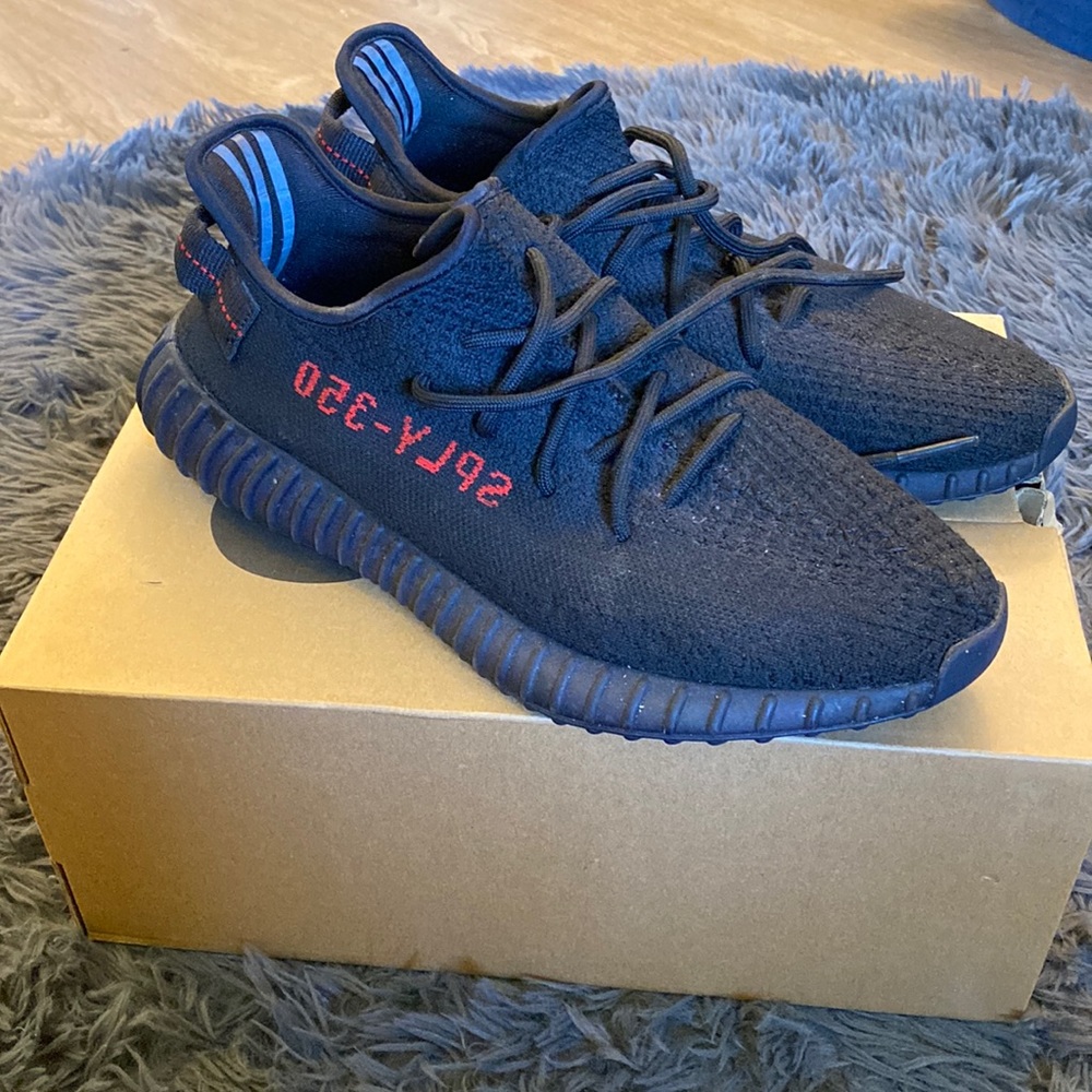 Yeezy Boost 350 V2